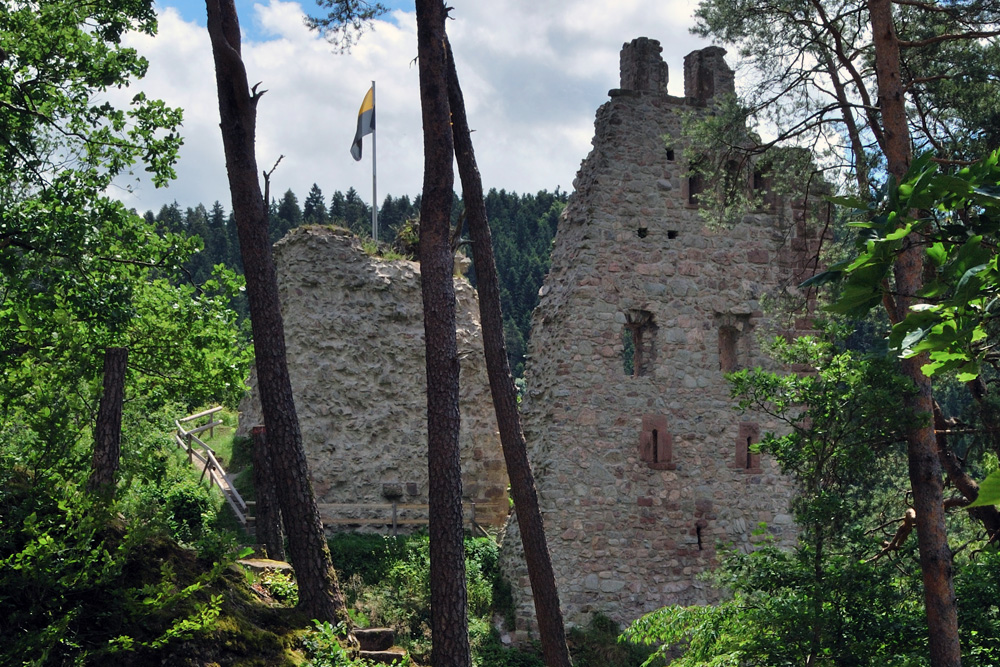 Burgruine Schenkenburg (Schenkenzell) im Landkreis Rottweil