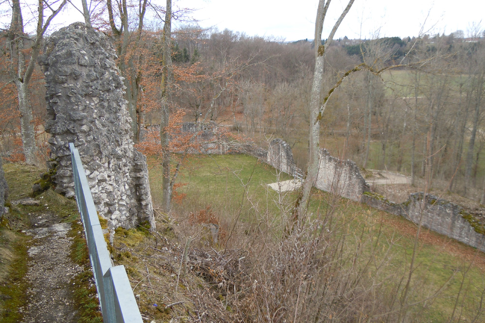 Burg Hohenstein (Schwäbische Alb) im Landkreis Reutlingen