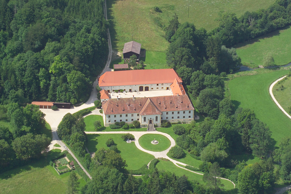 Schloss Ehrenfels (Hayingen) im Landkreis Reutlingen