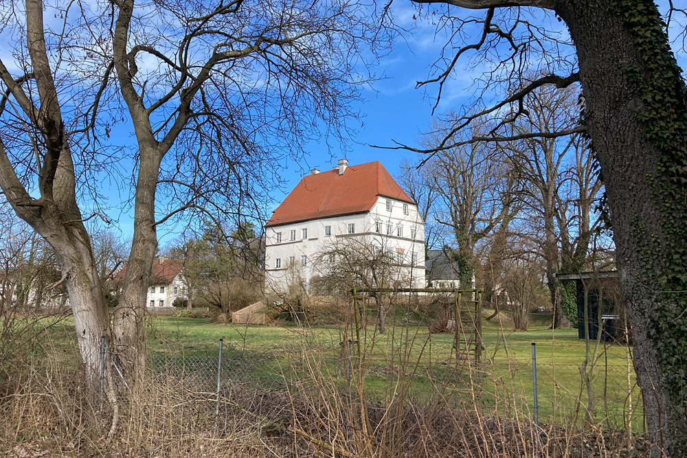 Schloss Asch (Adelssitz Asch) im Landkreis Freising