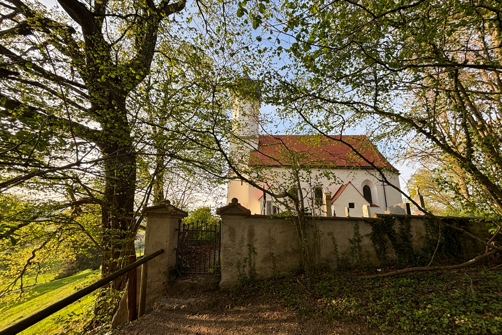 Egglburg (Ekkilinpurc, Burgstall) – (Filialkirche St. Michael) im Landkreis Ebersberg