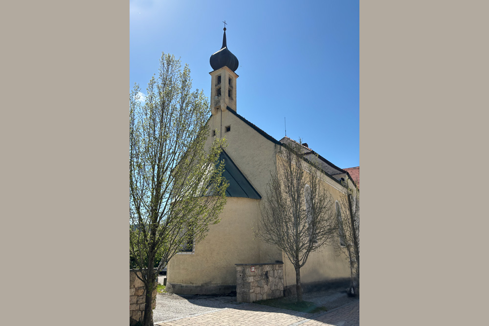 Burgkapelle St. Jakobs-Kapelle von Burg Weyarn (Viare) im Landkreis Miesbach