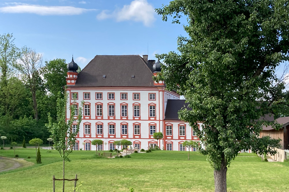 Schloss Höhenrain (Schloss Großhöhenrain) im Landkreis Rosenheim