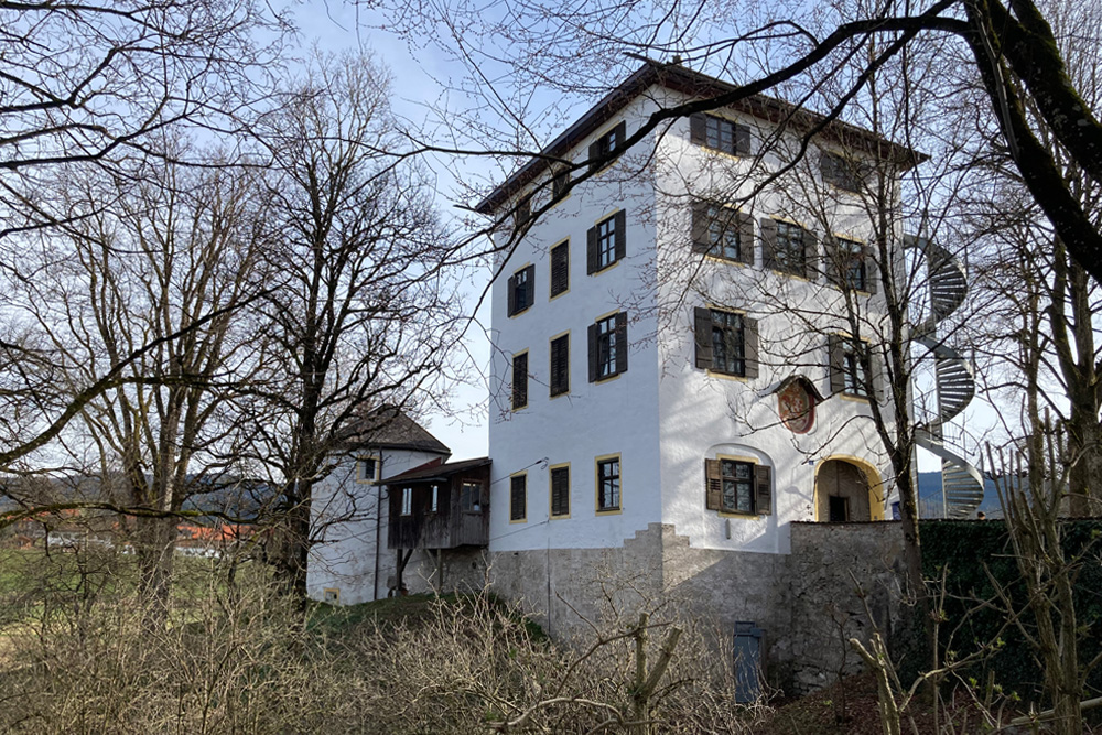 Schloss Reichersbeuern im Landkreis Bad Tölz-Wolfratshausen