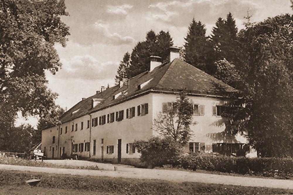 Kloster Dietramszell (ehemaliges Augustiner-Chorherren-Stift und heutiges Kloster der Salesianerinnen) im Landkreis Bad Tölz-Wolfratshausen